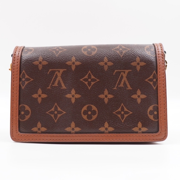 ❌️❌️SOLD❌️❌️BD24❤️LOUIS VUITTON Reverse Monogram Dauphine Chain Wallet - Picture 7 of 16